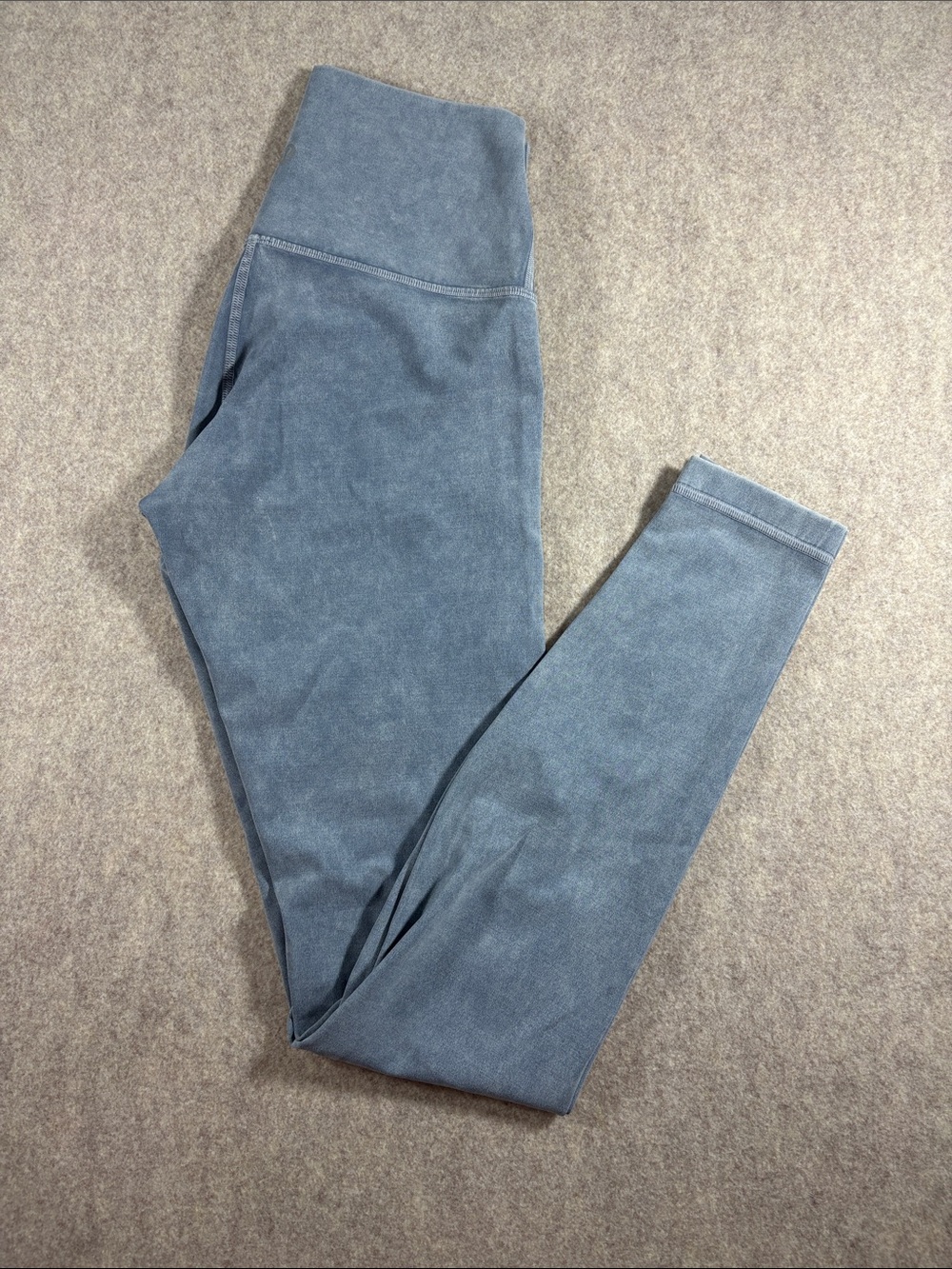 Lululemon NWOT Wunder Under HR Tight 25” in Colorway Washed Blue Moon size 4